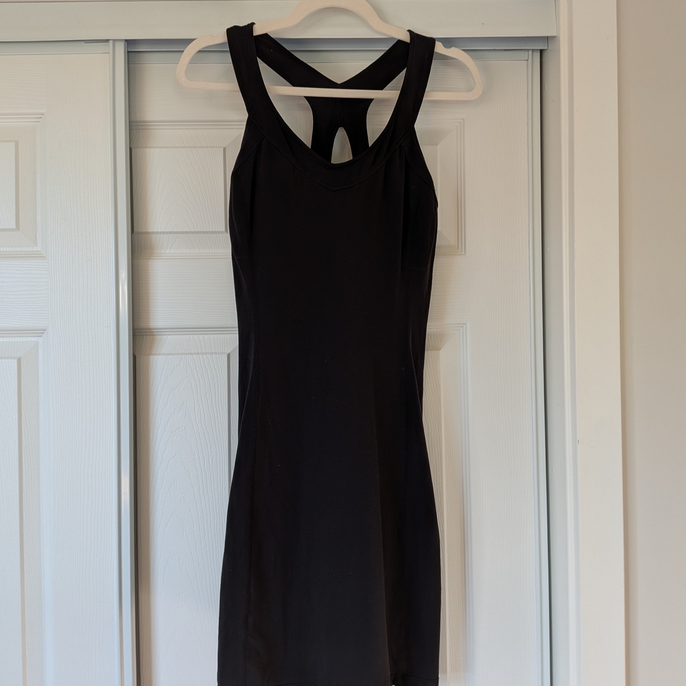 Elegant Black Sleeveless Dress